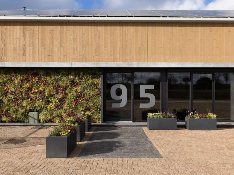 Moderne en toekomstbestendige uitbreiding potgrondbedrijf