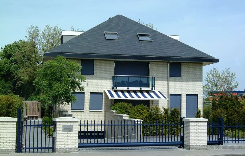 Villa met ondergrondse garage