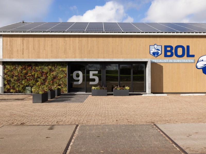 Moderne en toekomstbestendige uitbreiding potgrondbedrijf